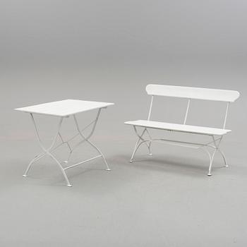 TRÄDGÅRDSMÖBLER, 4 delar, bla Byarum, modern tillverkning.