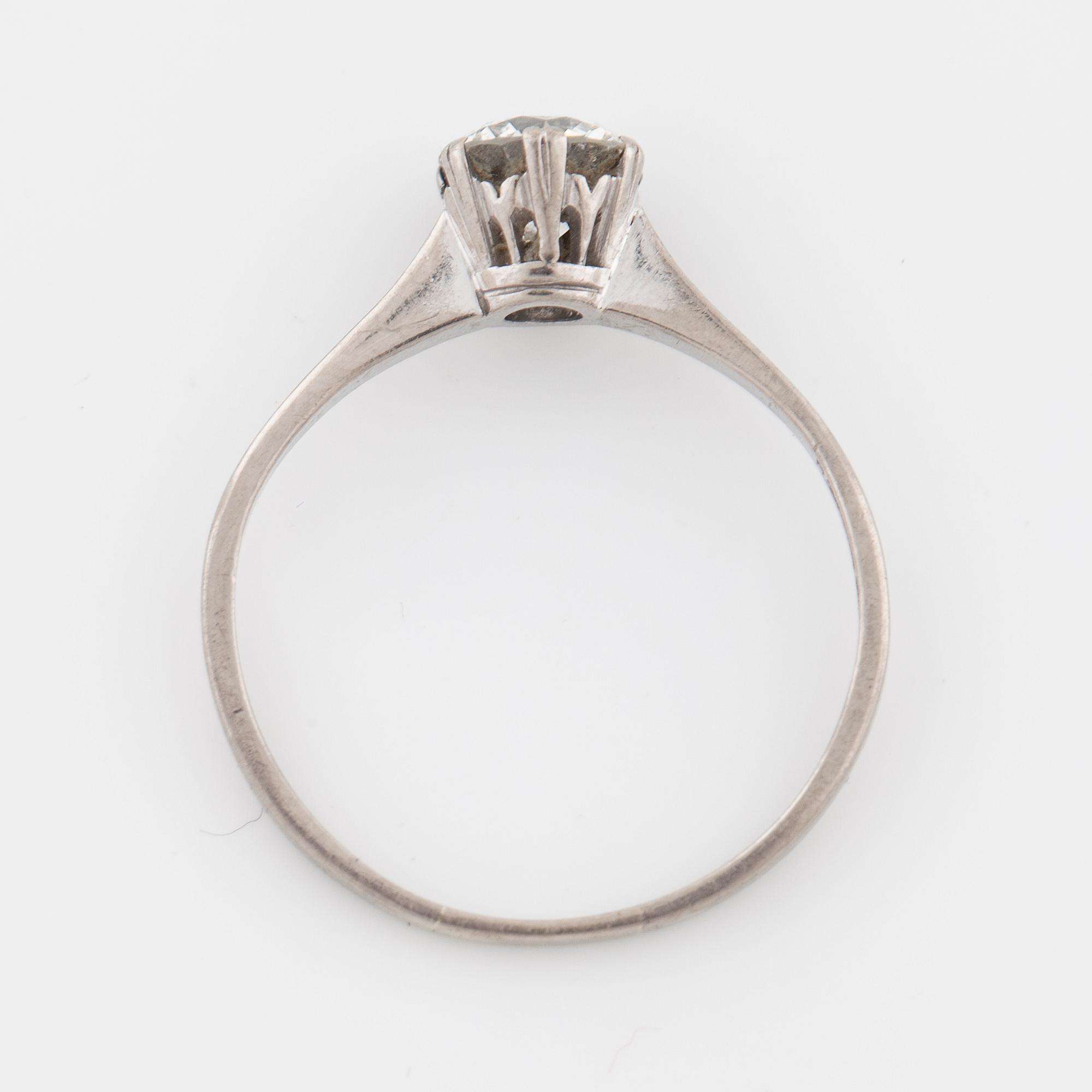 A brilliant cut diamond ring by Evert Lindberg, Göteborg, 1966.