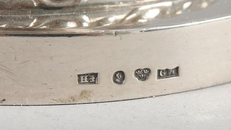 KAFFEKANNA, silver. Gustaf Möllenborg, senempire. Stockholm 1838. Tot 914gr.