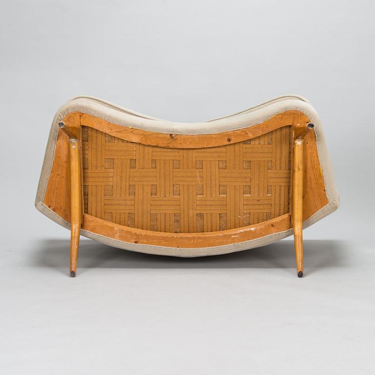 Carl Gustaf Hiort af Ornäs, a 1950s 'Kim' sofa for Puunveisto Oy.