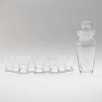A set of twelve glasses and a cocktailshaker by Elis Berg, Kosta.
