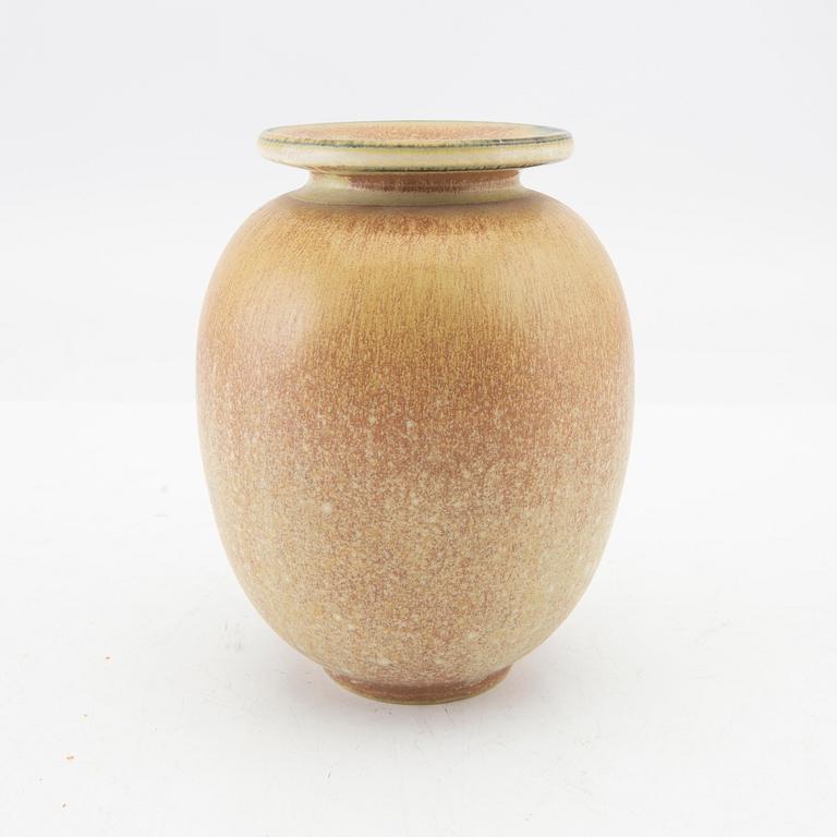 Gunnar Nylund, vas, signerad Rörstrand.