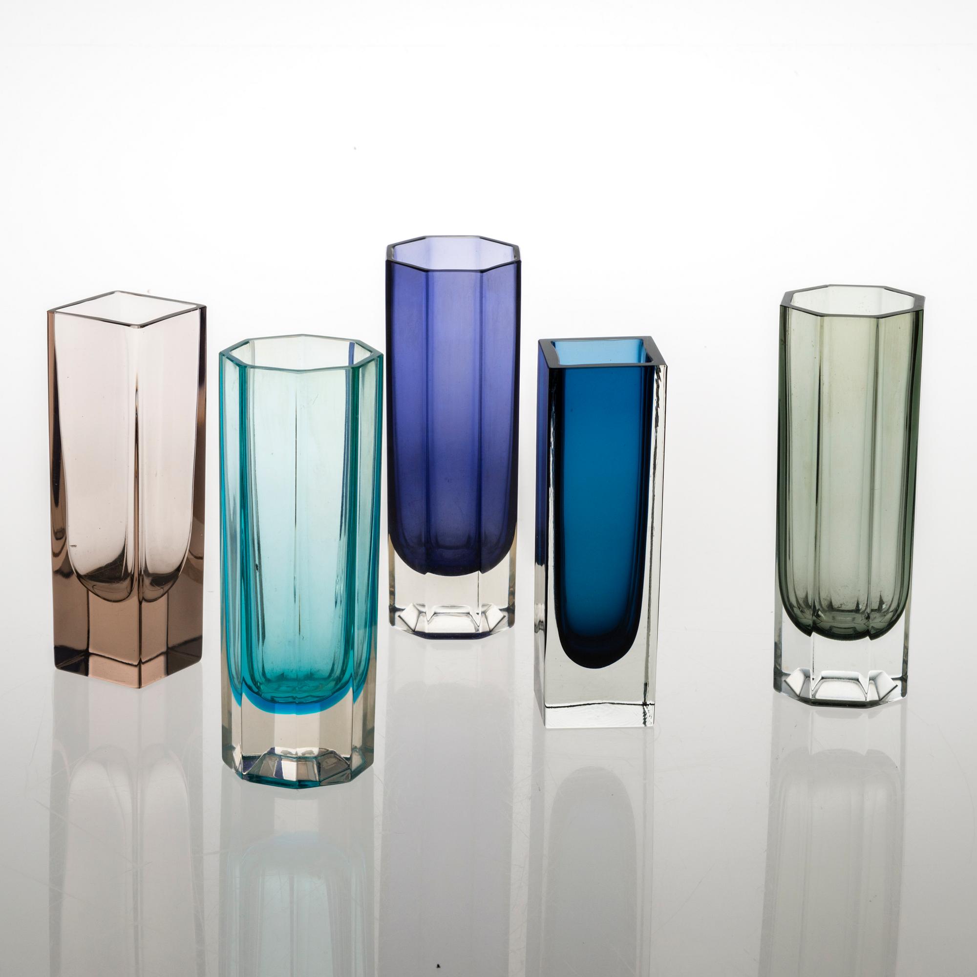 Five glass vases by Kaj Franck. Three 