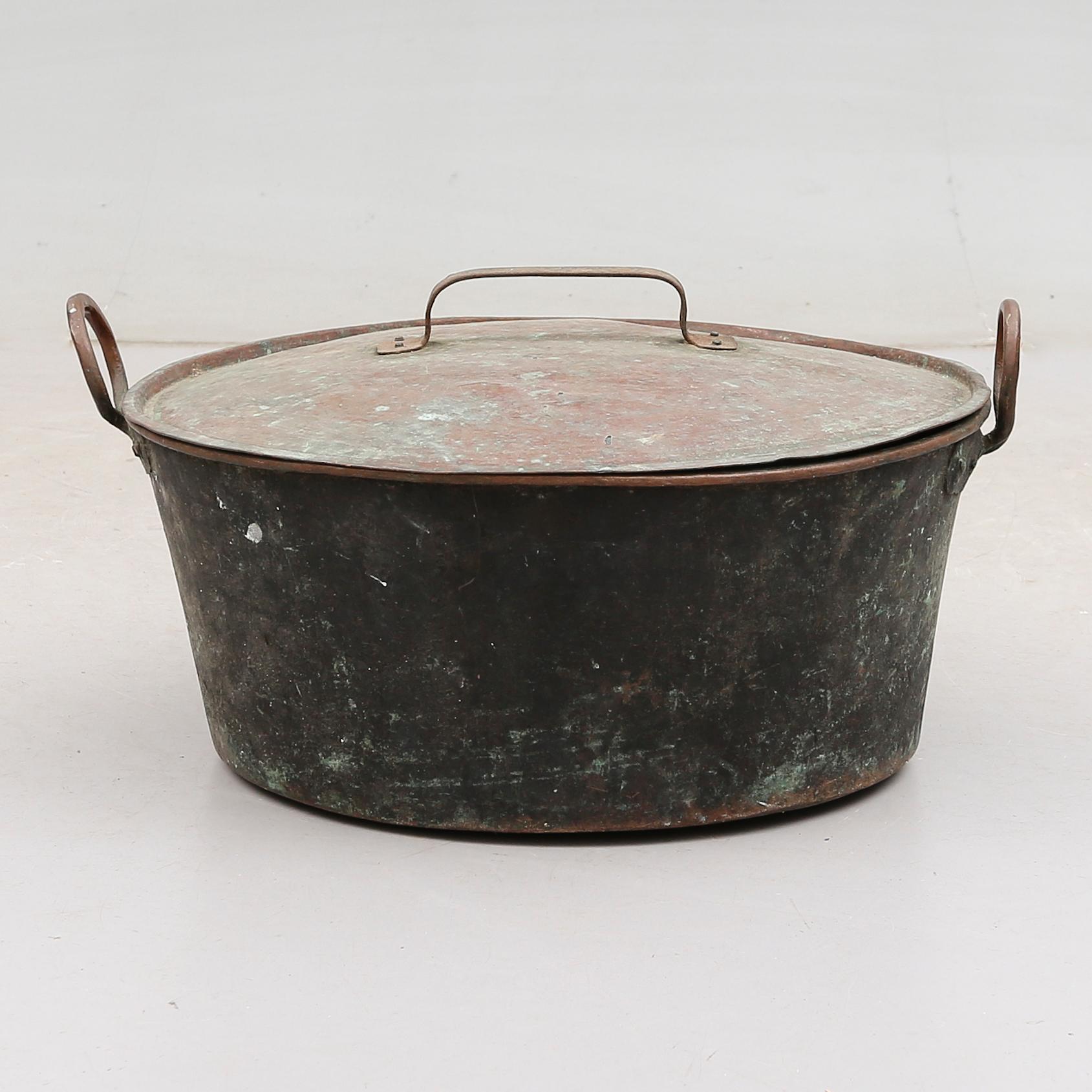 KITTEL MED LOCK, koppar, 1800-tal.