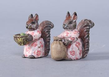 FIGURINER, 2 st, Wienerbrons. 1900-tal.