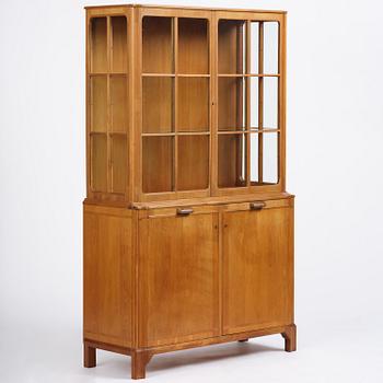 Carl Malmsten, an "Enstycksskåp" display cabinet, 1950s.