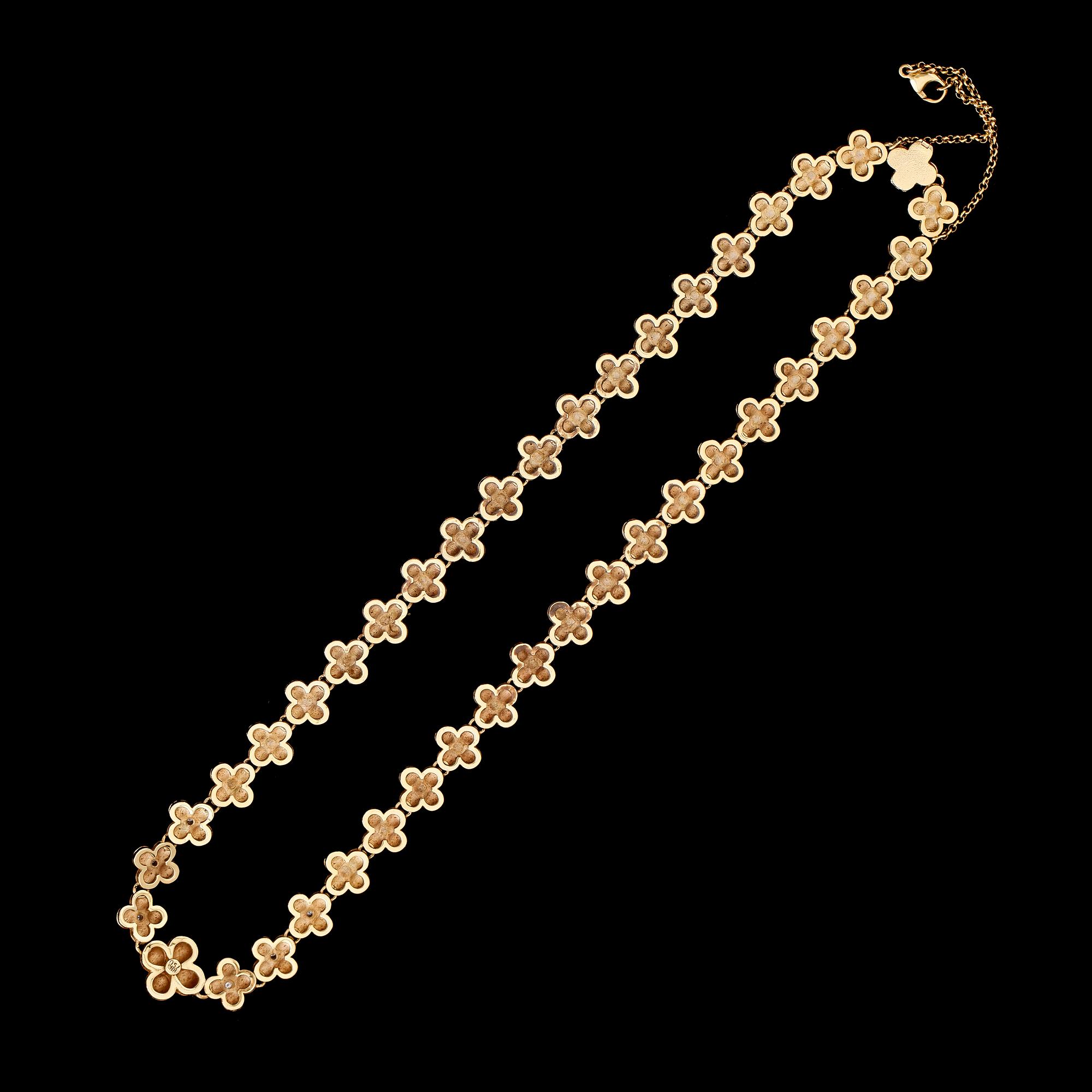 COLLIER, 18K tvåfärgat guld, RNS, briljantslipade diamanter tot ca 0.30 ct. Vikt ca 66 g.