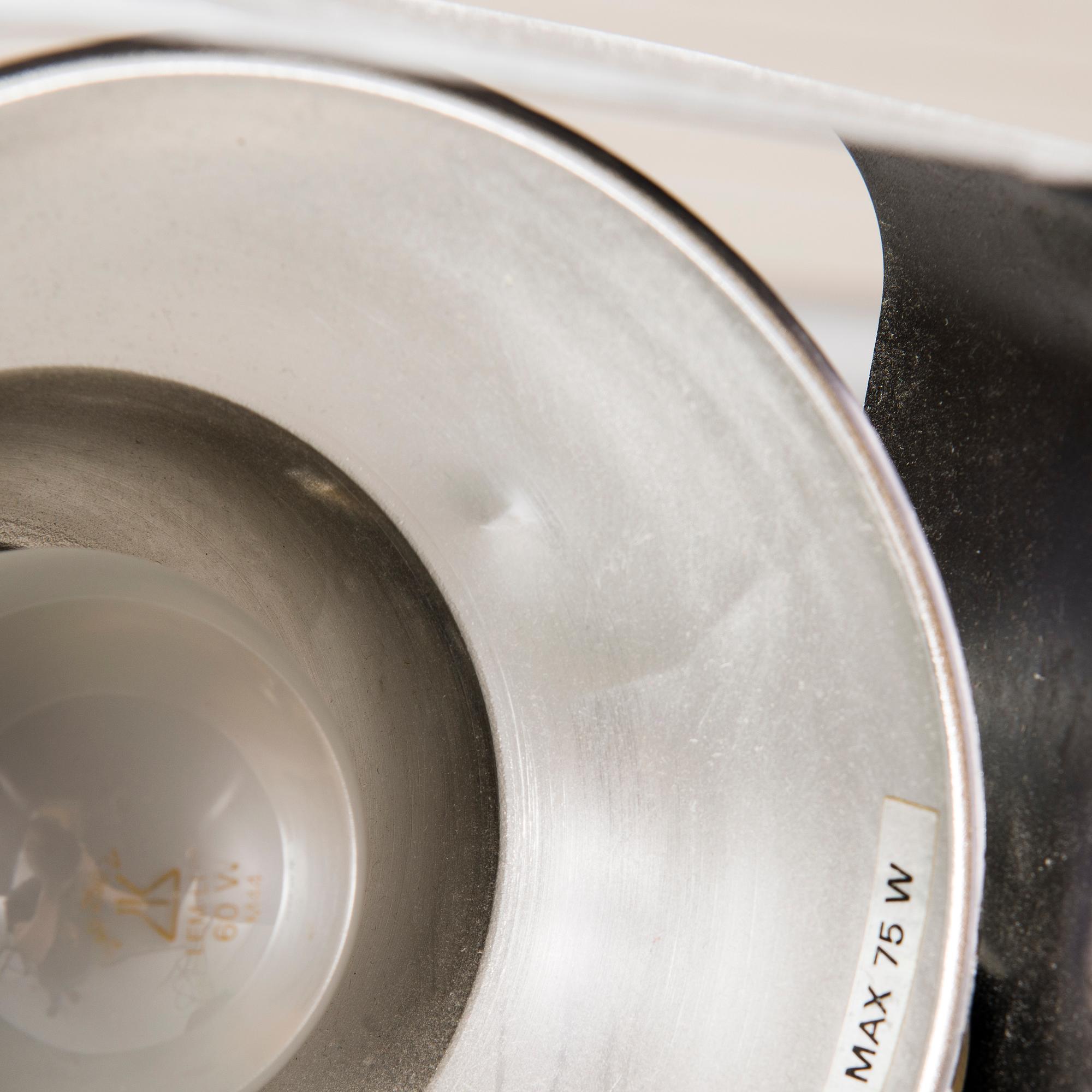 Yrjö Kukkapuro, Lattiavalaisin, malli 100, Haimi, 1960-luku.