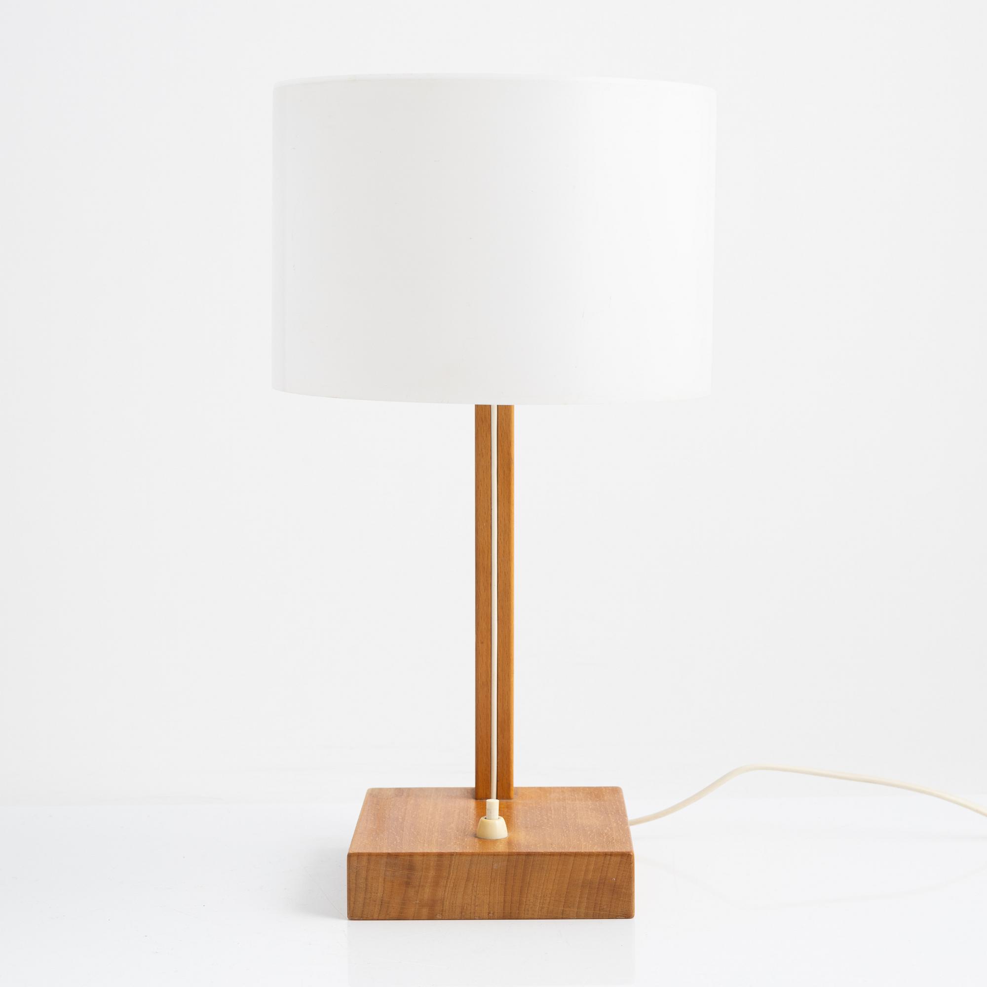 Uno & Östen Kristiansson, a wall light and a table light, Luxus, Vittsjö, Sweden.