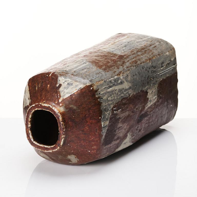 Carl-Harry Stålhane, a unique stoneware floor vase, Rörstrand, Sweden 1960.