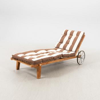 Elsa Stackelberg, a pine sunbed, Fri Form, second half of the 20th Century.