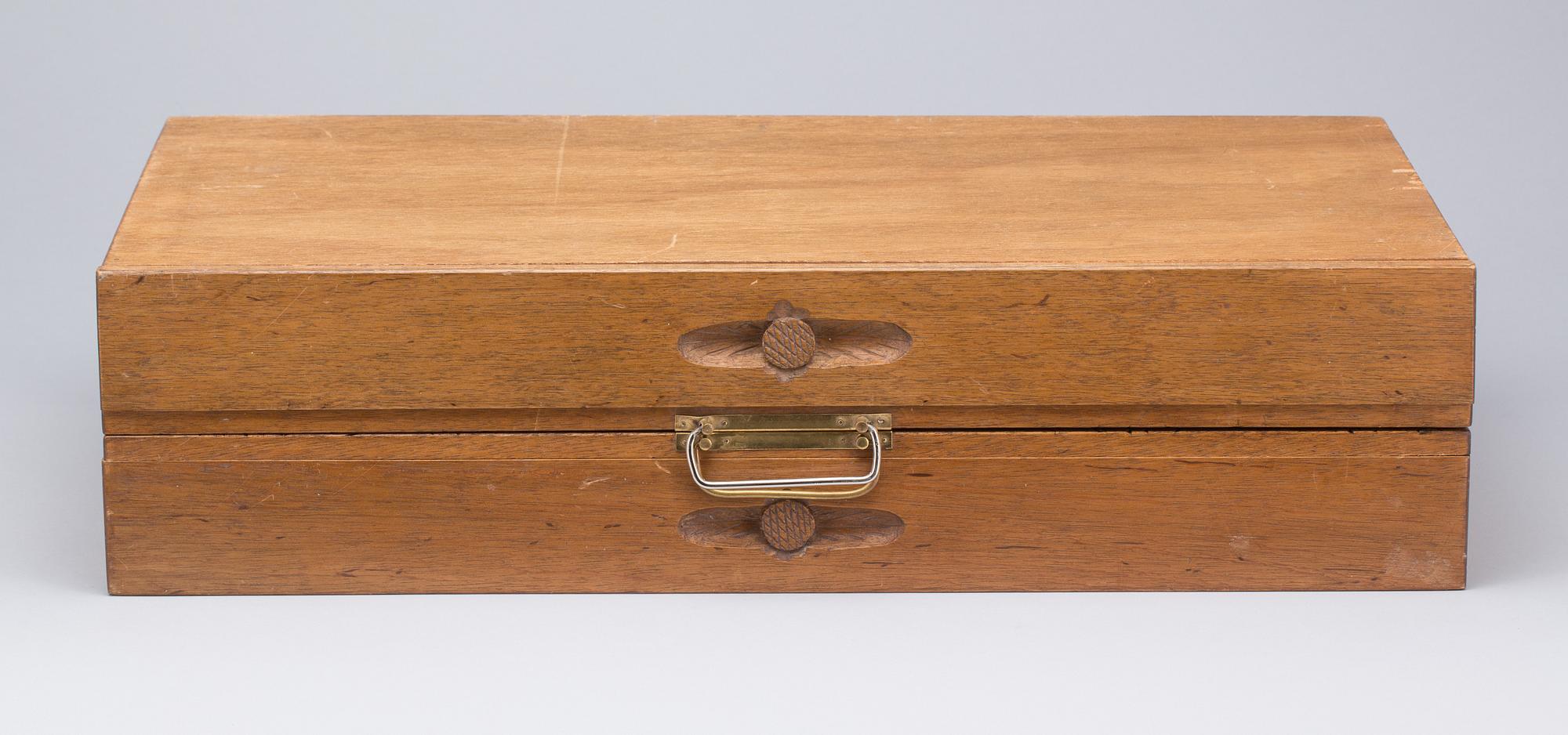 SCHACKBRÄDE med PJÄSER, Kina. 1900-talets mitt.