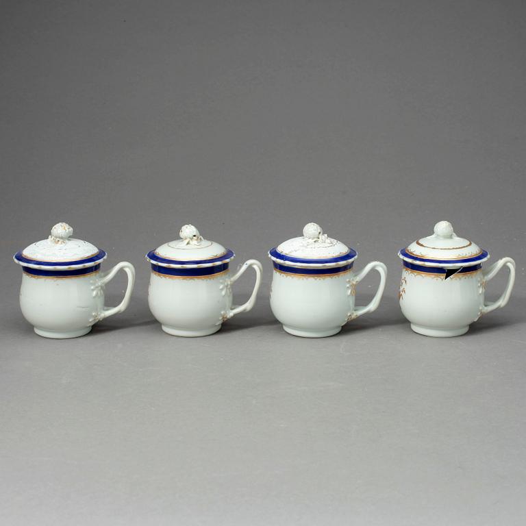 CREMEKOPPAR, 4 st, Kompaniporslin, 17/1800-tal.