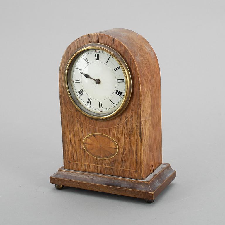 BORDSUR, 1900-talets början.