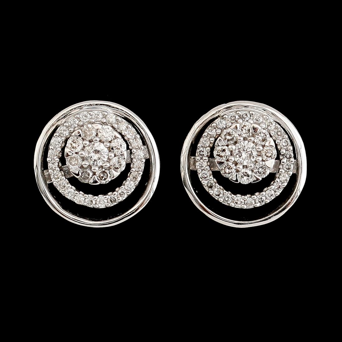 ÖRHÄNGEN, 1 par, 18 k vitguld, briljantslipade diamanter tot ca 0.43 ct.