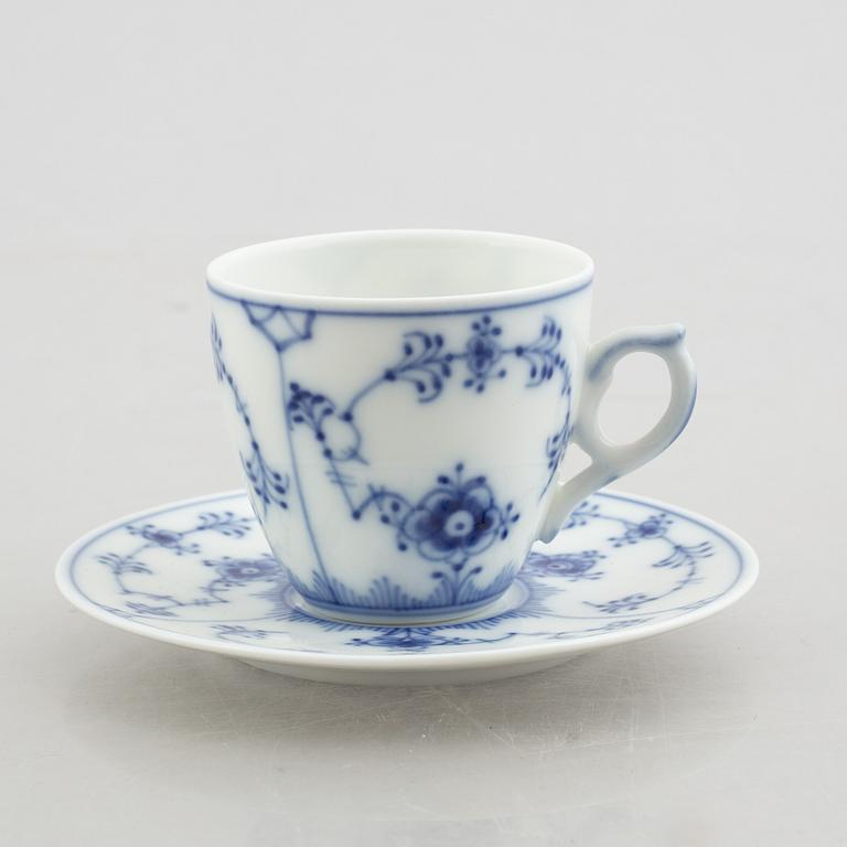 A "Musselmalet" cup with saucer (for a children's service), Royal Copenhagen, model 2308.