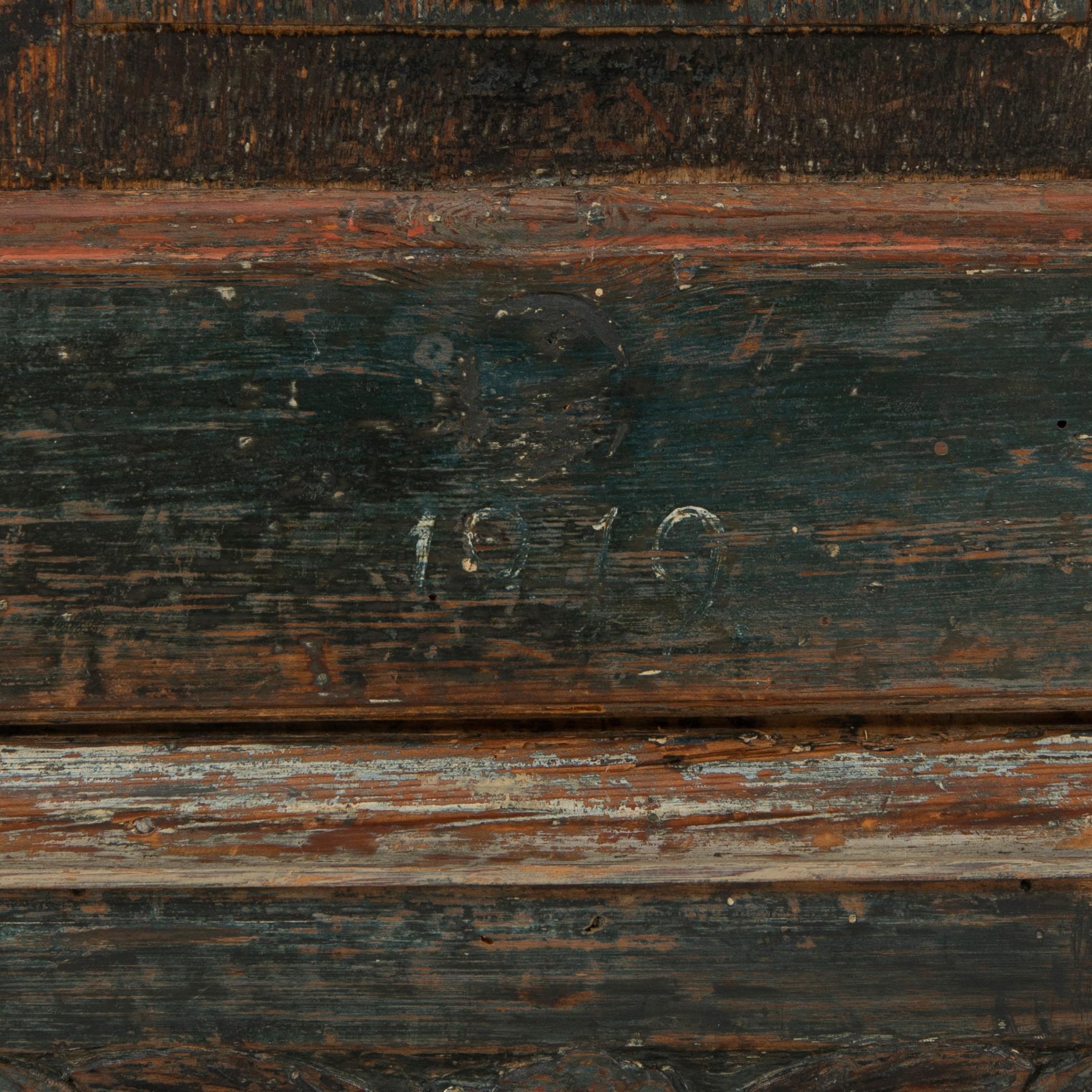 Hängskåp sk  Änglaskåp, daterat 1810.