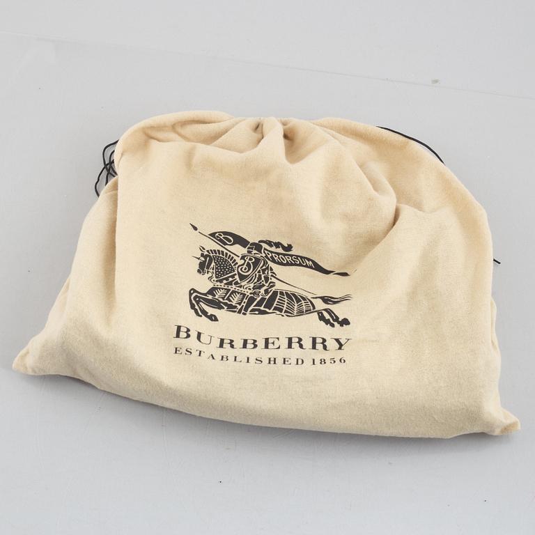 Burberry, a 'Baynard Tote' hand bag, 2016.