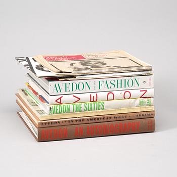 Photo books, 6, books and 9 small folders, Richard Avedon.