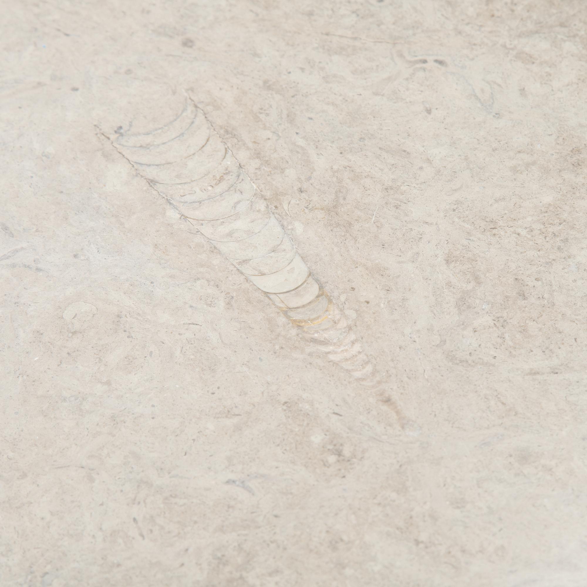 Byrå, gustaviansk stil, 1900-talets början.