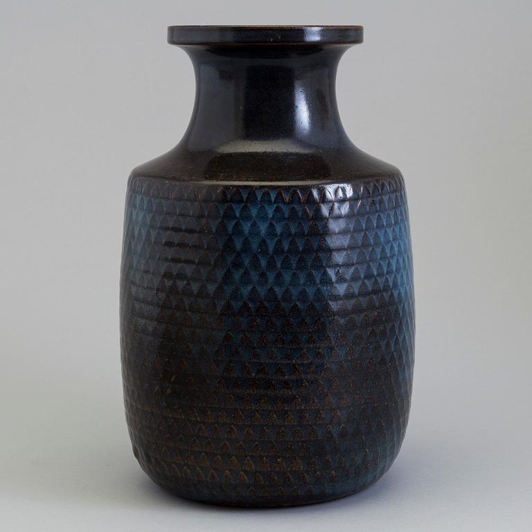 Stig Lindberg, vas, Gustavsbergs studio 1966.