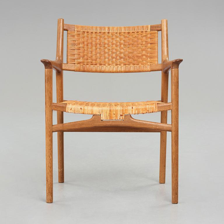 HANS J WEGNER, a "JH 516" chair for Johannes Hansen, Denmark 1950's.