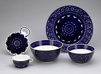 SERVIS, 52 delar, porslin, "Valencia", Ulla Procopé, Finland, 1970-tal.