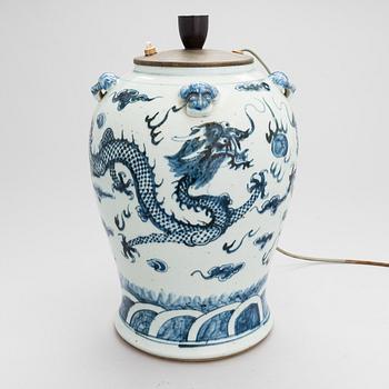 A Chinese table light, late 19th century.