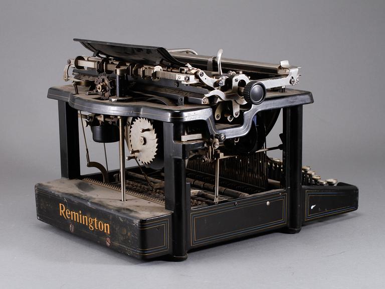 SKRIVMASKIN, Remington för L. Kristensen, Kjøbenhavn, Ilion, New York, USA, 1900-talets första hälft.