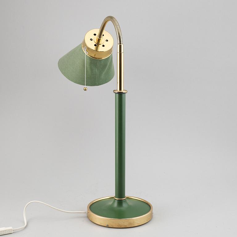 JOSEF FRANK, a model 2434 desk light from Svenskt Tenn.
