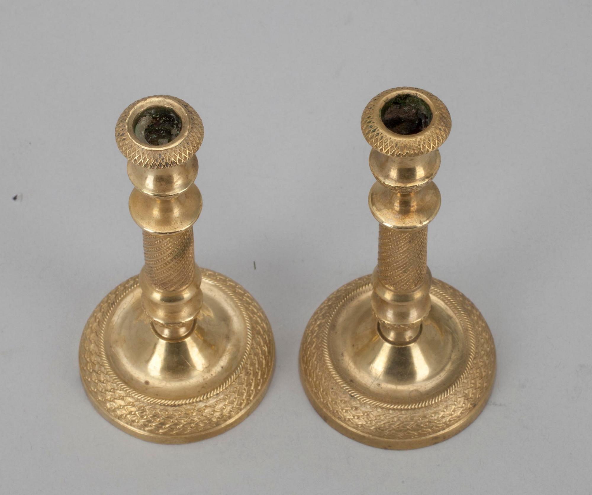 MINIATYRLJUSSTAKAR, "Tapersticks" ett par, mässing, 1800-tal.