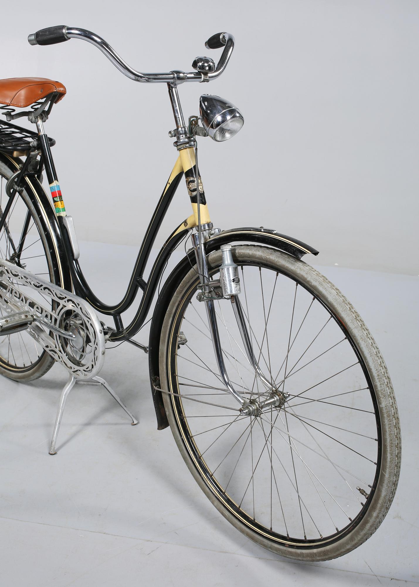 CYKEL, Crescent, 1900-tal.