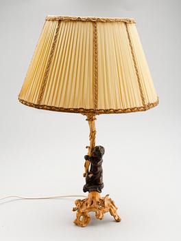 BORDSLAMPA, mässing, rokokostil, sekelskiftet 1900.