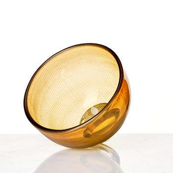 Sven Palmqvist, fyra delar, glas, Kraka, Orrefors 1940-50-tal, nr 34, 170, 359 samt en osignerad.