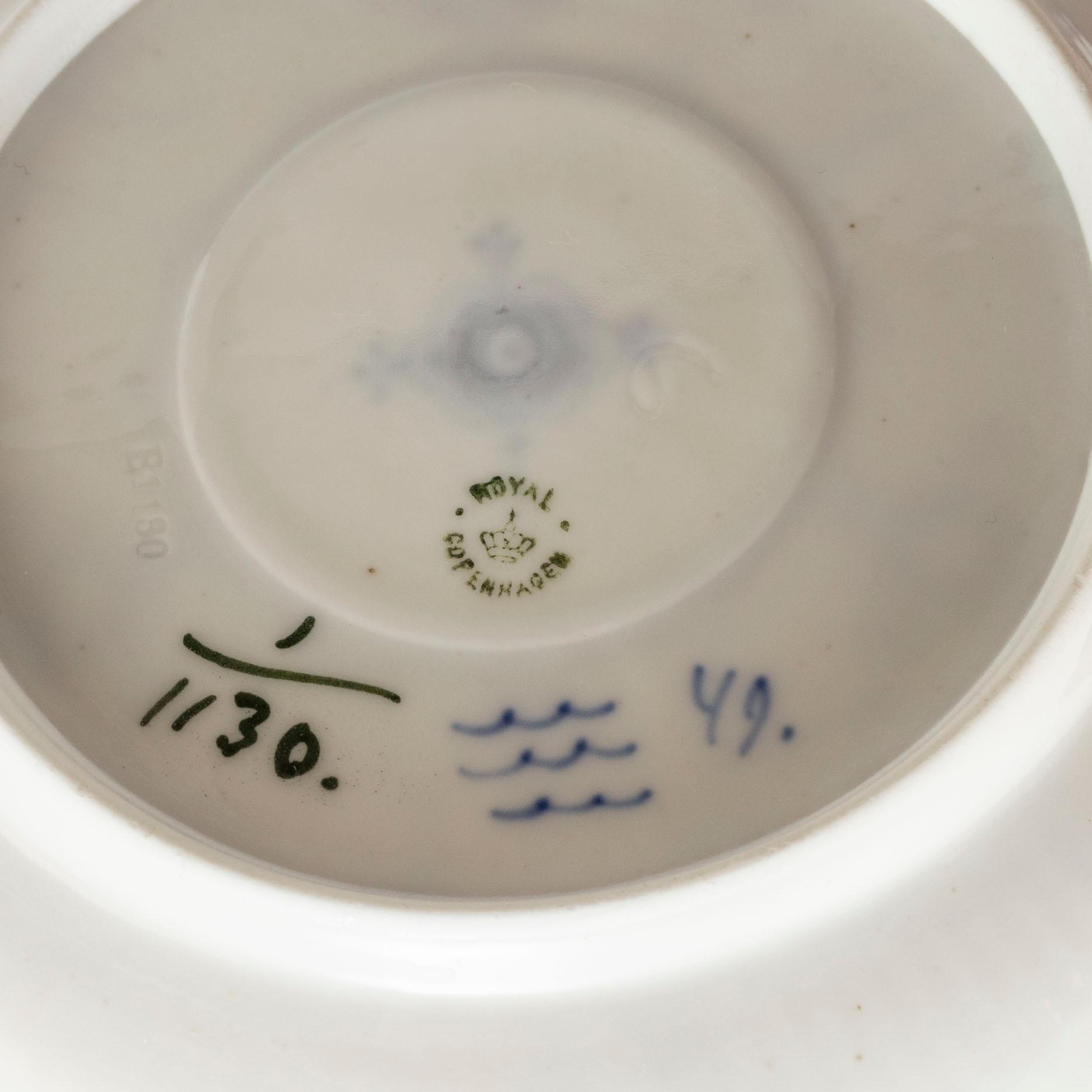 A 26-piece porcelain 'Blue Fluted' full lace tea service, Royal Copenhagen, Denmark.