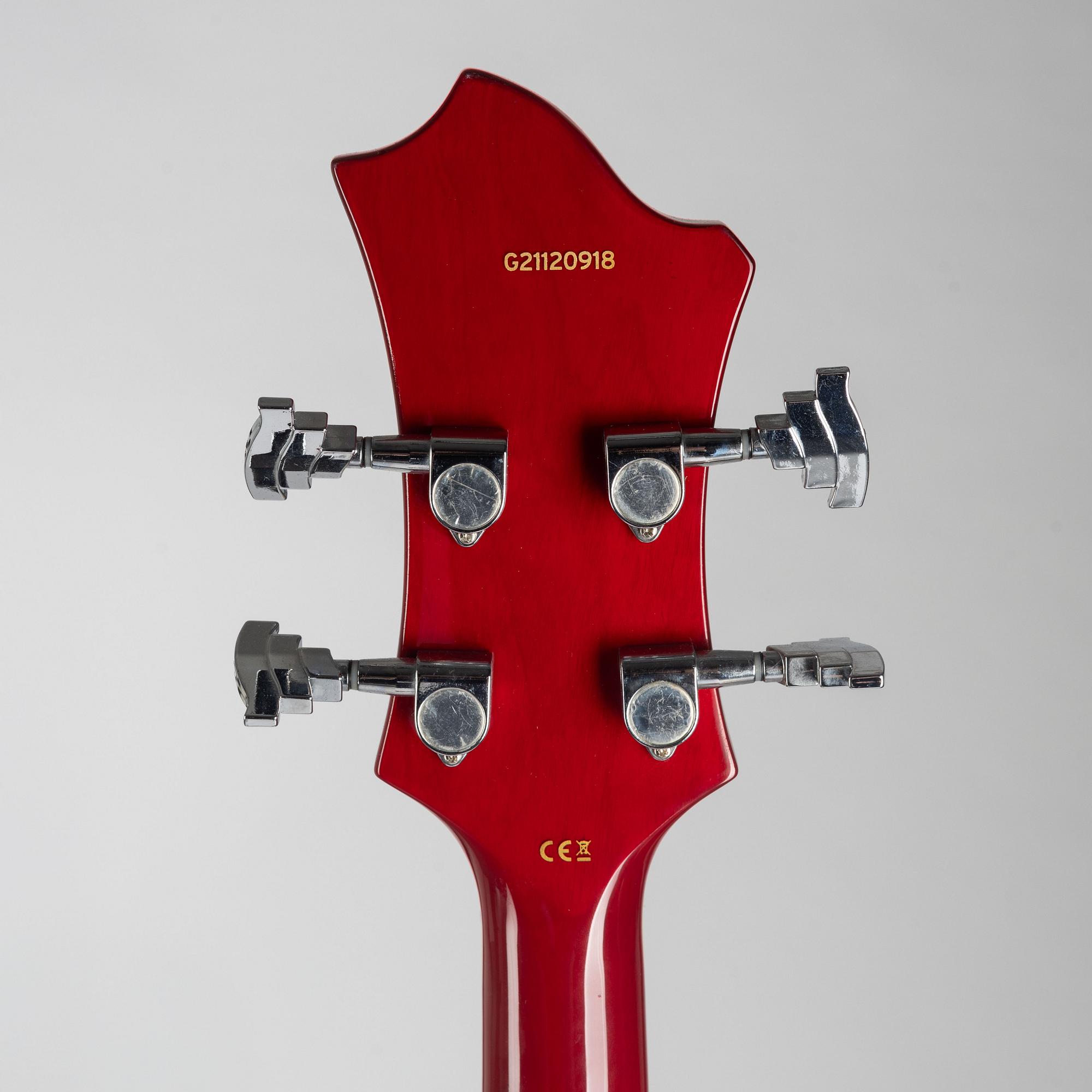 Hagström, "Viking", VIKB-WCT, semi-akustisk bas, Sverige, 2000-tal.