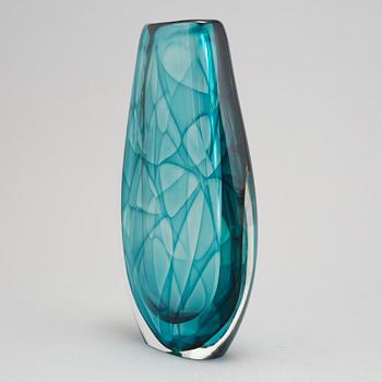 Vicke Lindstrand, a 'Colora' glass vase, 1960's.