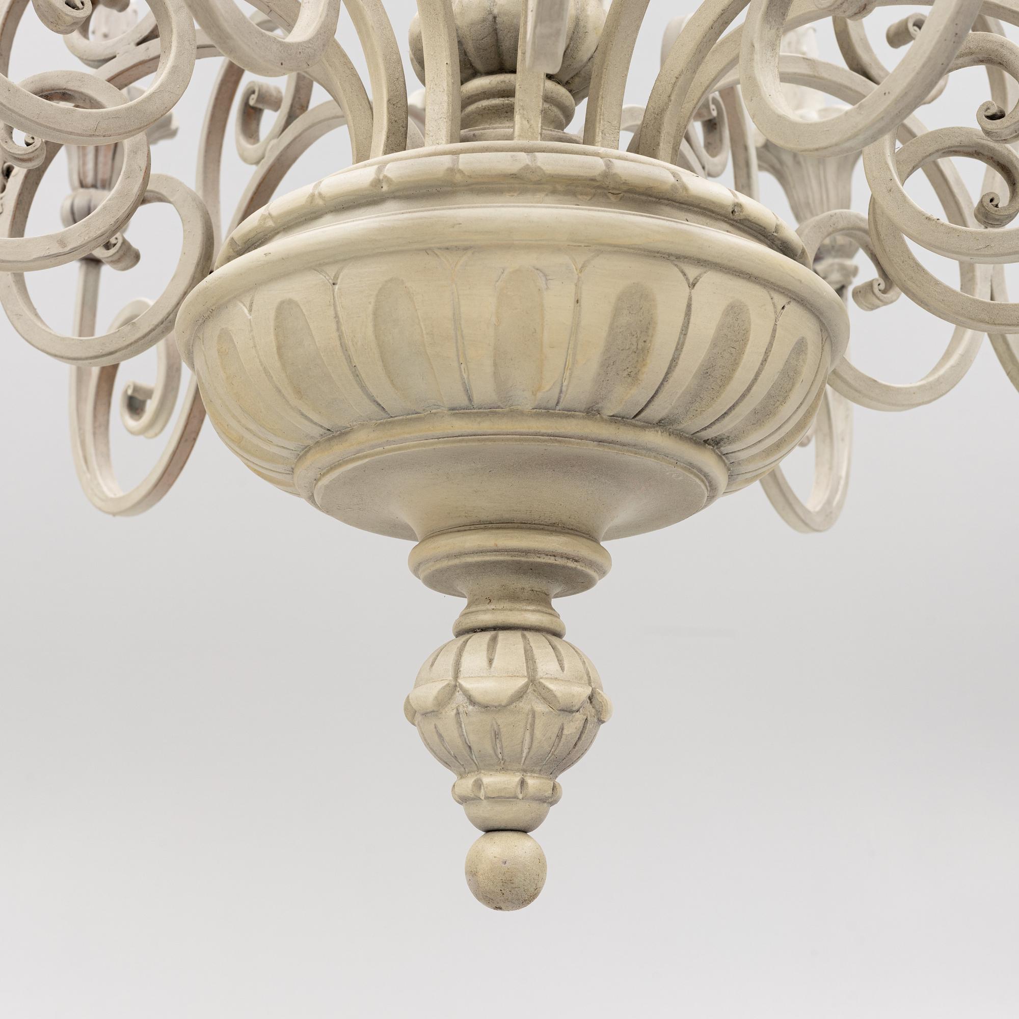 A chandelier, late 20th Century.