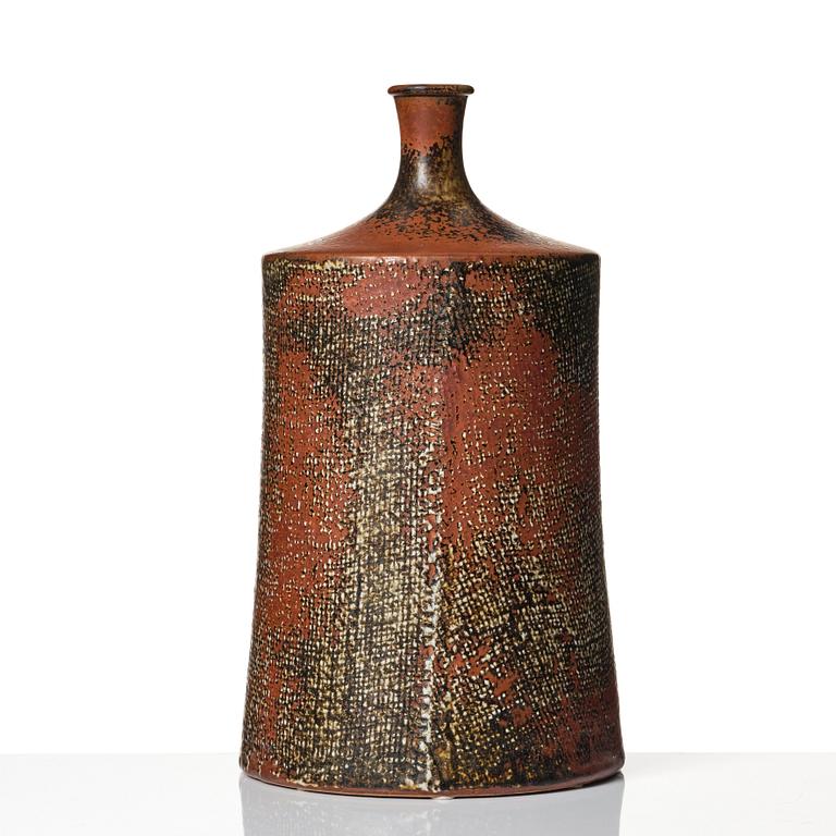 Stig Lindberg, a stoneware vase, Gustavsberg studio, Sweden 1967.