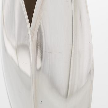 Tapio Wirkkala, a silver vase model TW 2, Kultakeskus, Hämeenlinna 1985.