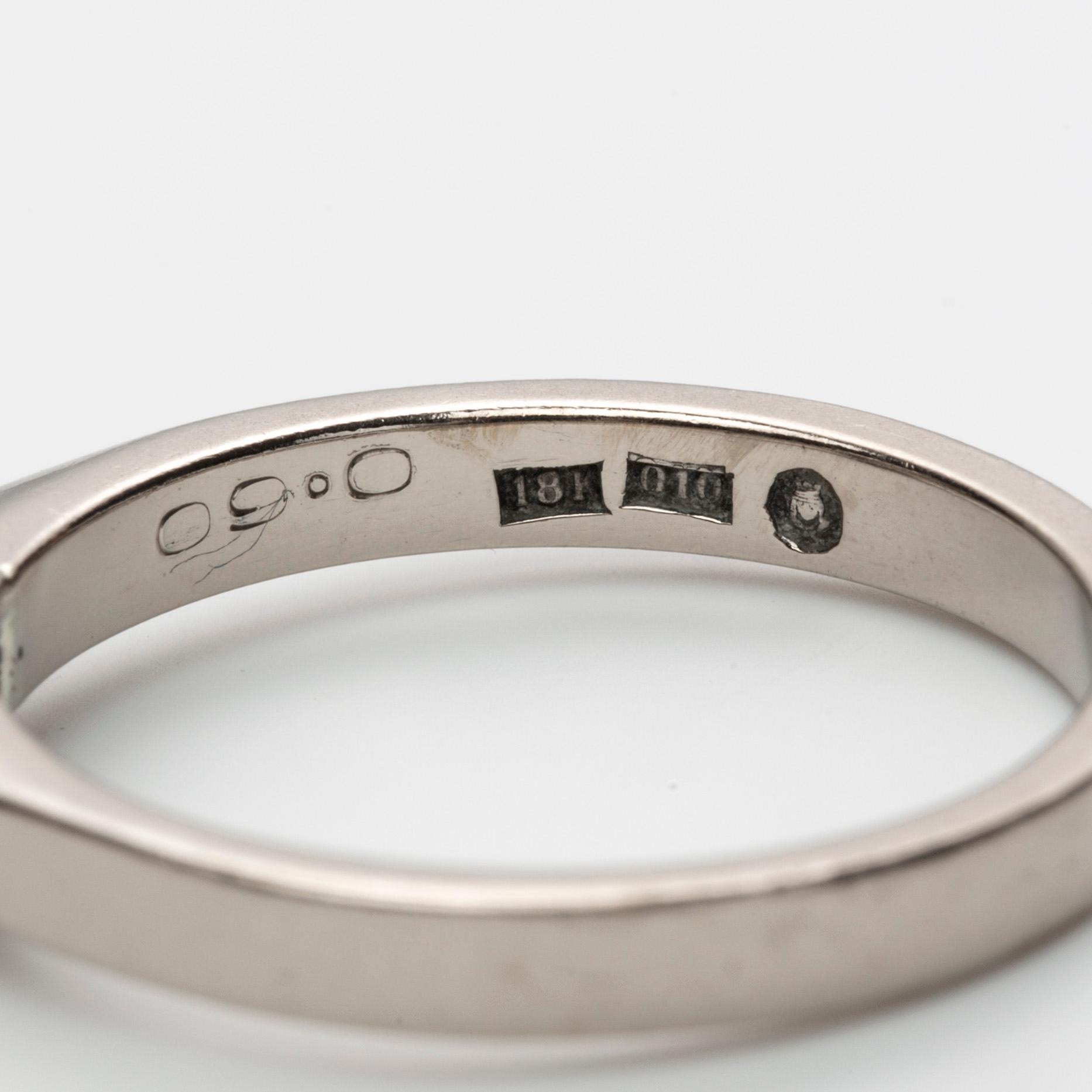 RING, 18K vitguld med briljantslipad diamant, ca 0.60 ct.