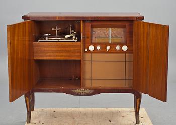 MUSIKMÖBEL, gustaviansk stil, omkring 1900-talets mitt.
