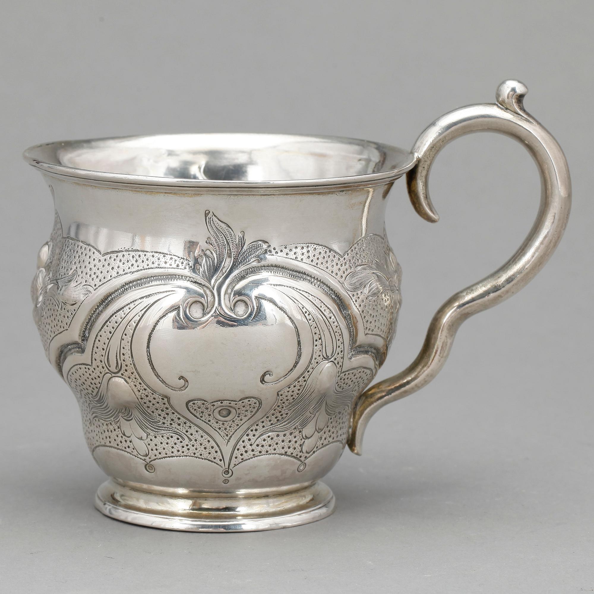 MUGG, silver, St Petersburg, omkr 1800-talets mitt. ca 160 g.