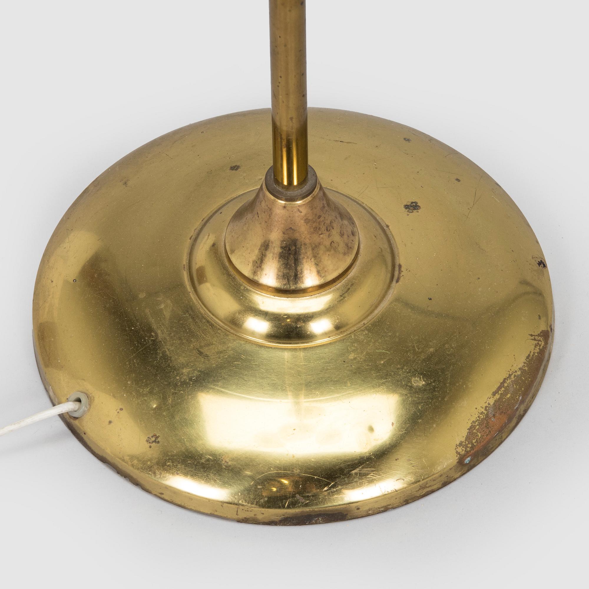 A 1960s/70s floor light.