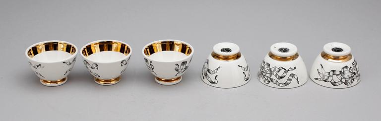 COCKTAILSKÅLAR, 6 st, porslin, Piero Fornasetti, Milano Italien 1900-talets andra hälft..