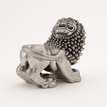 Anna Petrus, skulptur, lejon, tenn, Firma Svenskt Tenn, Stockholm 1993.