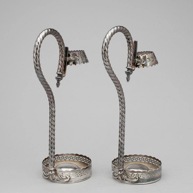 CHAMPAGNEFLASKHÅLLARE, ett par, nysilver, 1900-tal.