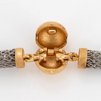 OLE LYNGGAARD, collier i silver med kullås i 18K guld.