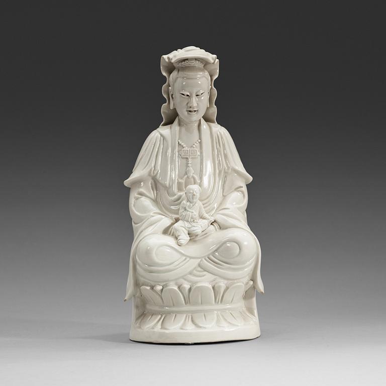 GUANYIN, blanc de chine. Sen Qingdynasti about 1900.