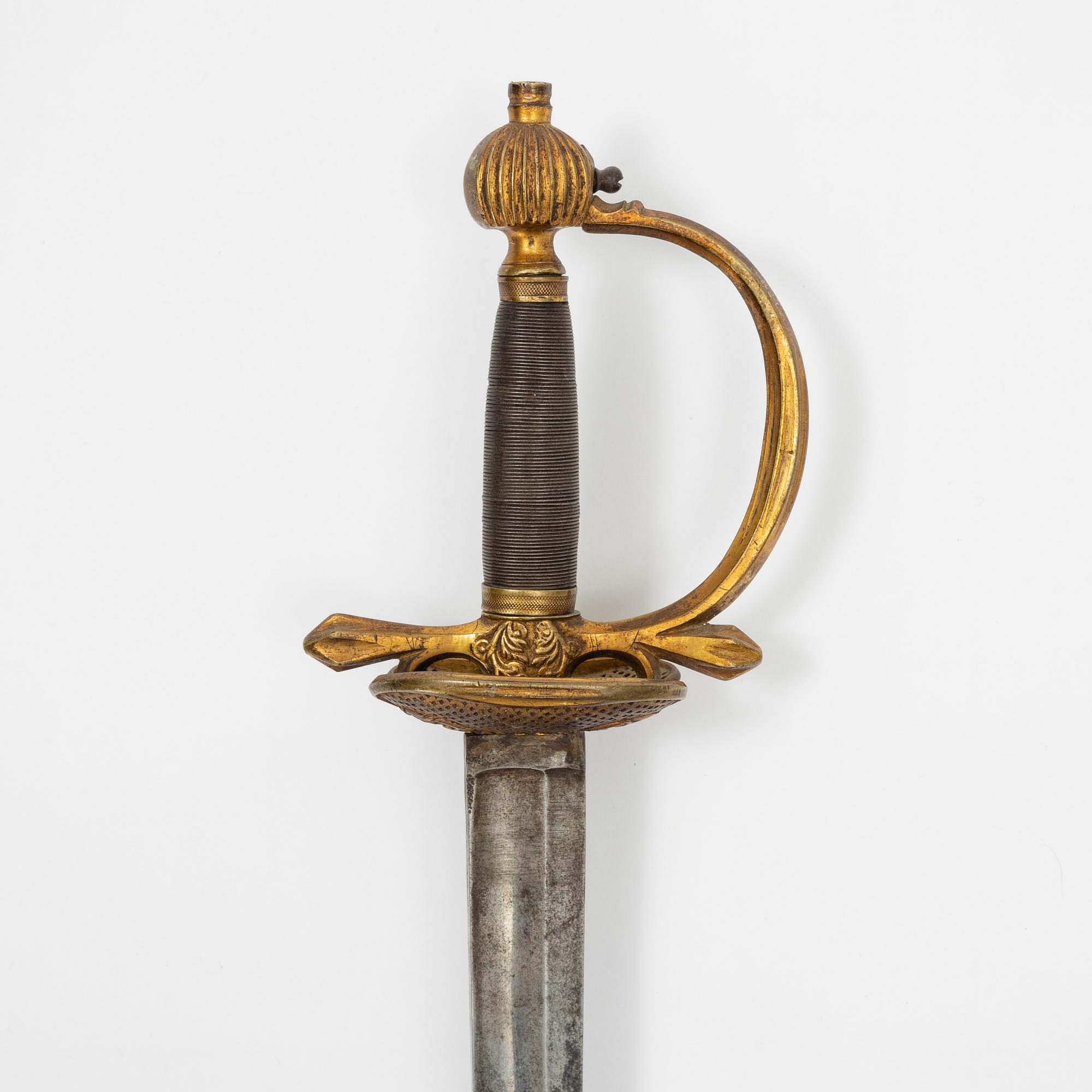 Värja, svensk, för infanteriofficer, omkring år 1800.